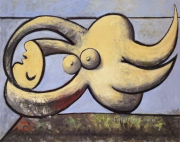  1932 Oil Painting - Femme nue couchee 1932 Cubism
